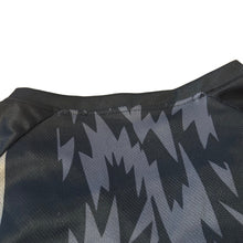 画像をギャラリービューアに読み込む, Soccer jersey