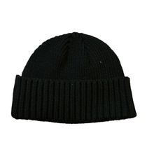 画像をギャラリービューアに読み込む, Sugi logo beanie

